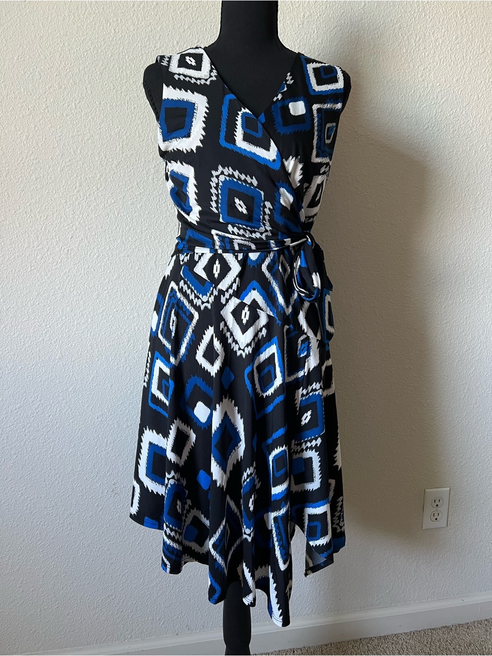 INC International Concepts Black, Blue & White Wrap Midi Dress PM